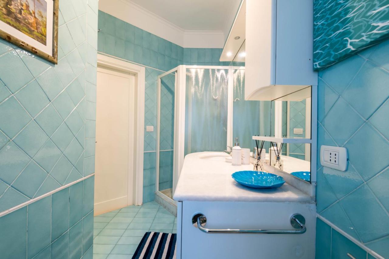 Modern Apartment To Relax In The City Center Μπάρι Εξωτερικό φωτογραφία
