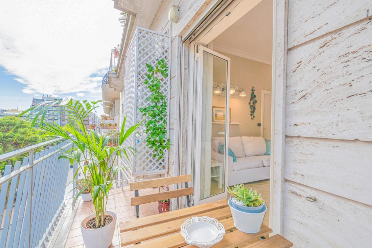 Modern Apartment To Relax In The City Center Μπάρι Εξωτερικό φωτογραφία