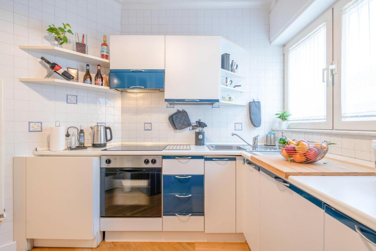 Modern Apartment To Relax In The City Center Μπάρι Εξωτερικό φωτογραφία