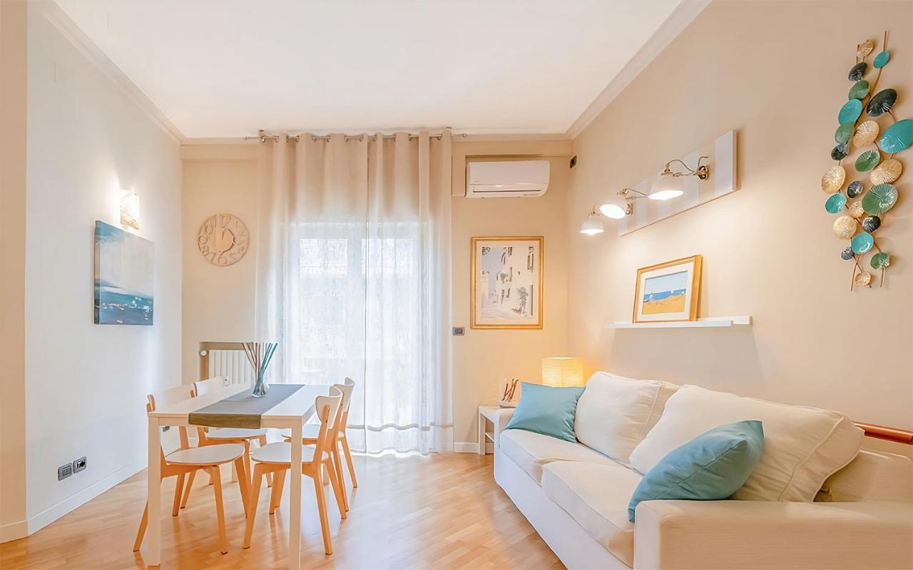Modern Apartment To Relax In The City Center Μπάρι Εξωτερικό φωτογραφία