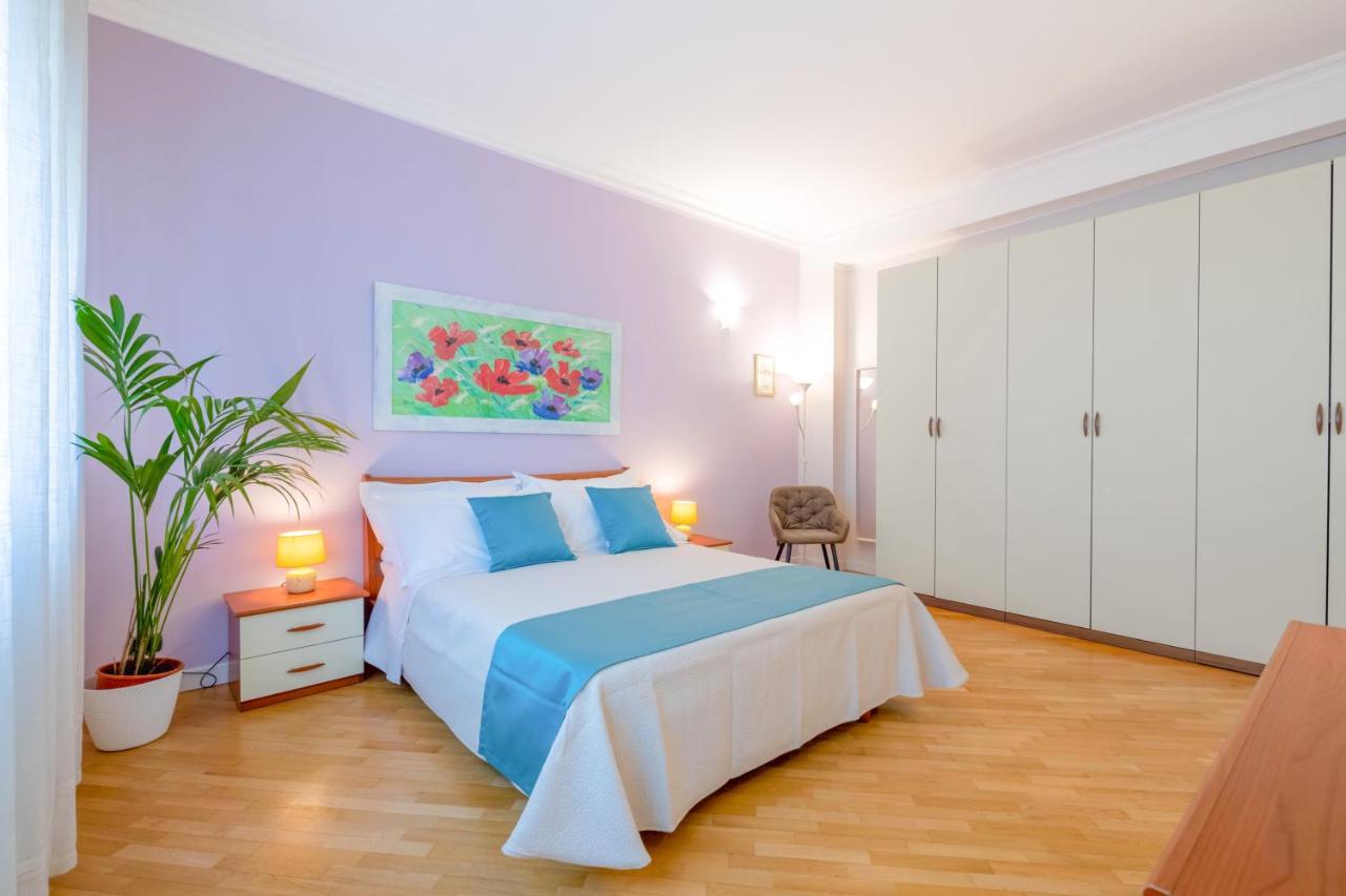 Modern Apartment To Relax In The City Center Μπάρι Εξωτερικό φωτογραφία
